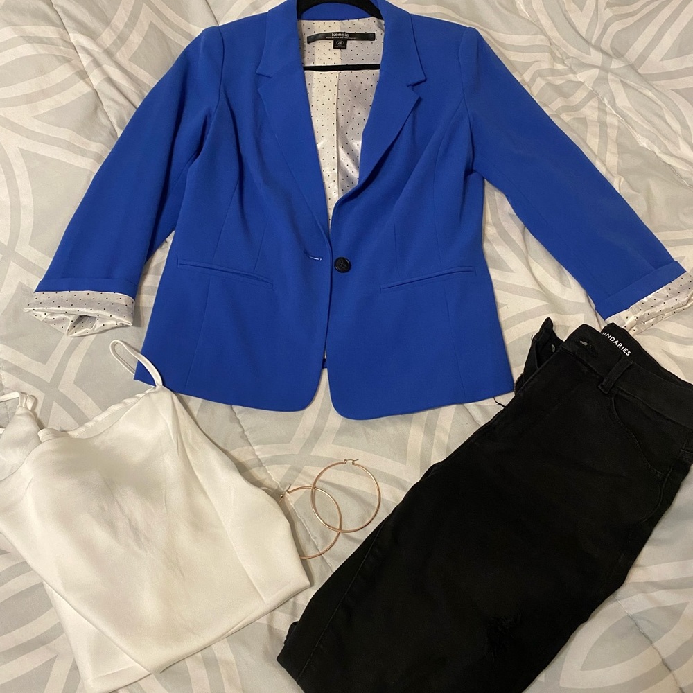 Royal blue blazer.
